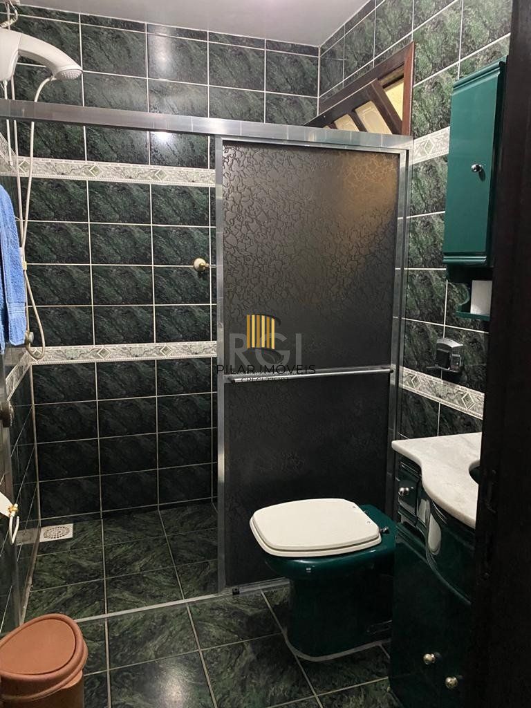 Casa para Venda - 330m², 6 dormitórios, 3 vagas - Cavalhada