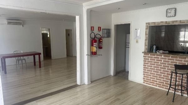 Apartamento 2 dormitórios no bairro Cristal