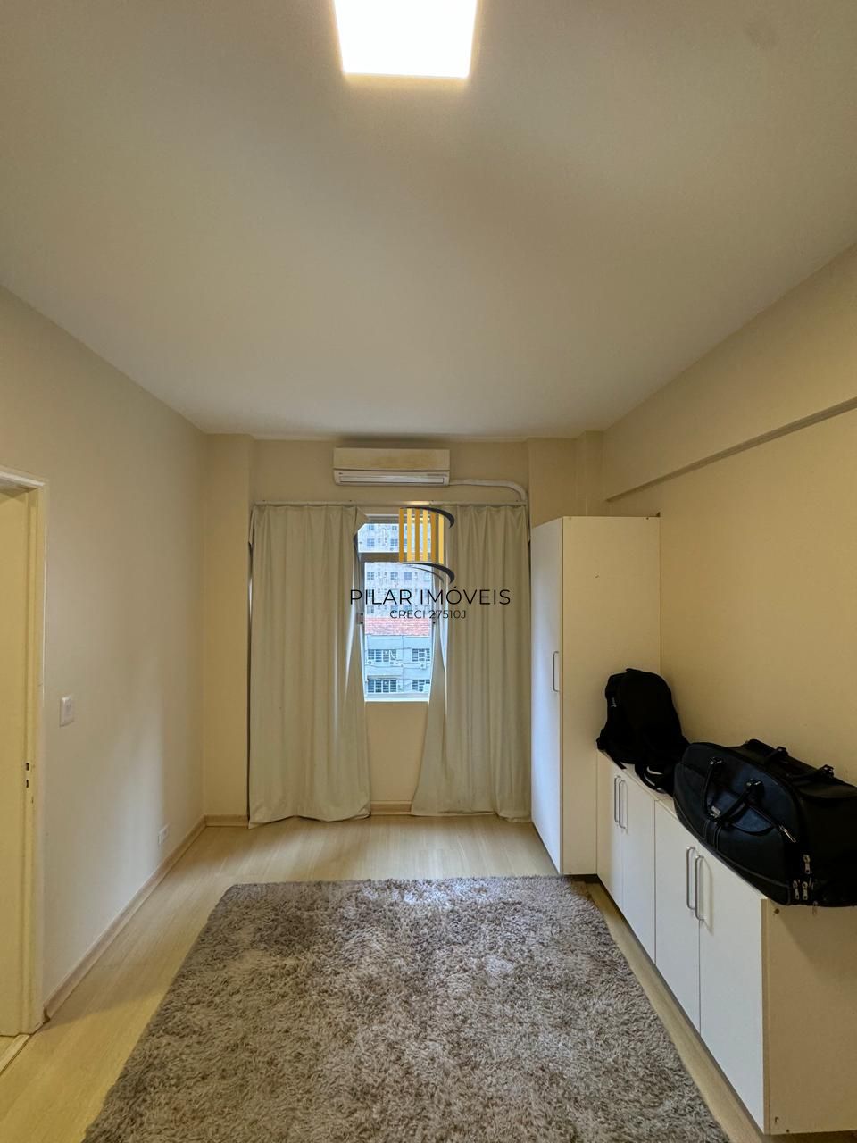 Apartamento 1 dormitório com 43 m² no Centro histórico