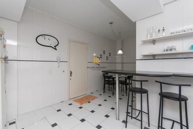 Apartamento 4 dorms à venda Rua Vinte e Quatro de Outubro, Moinhos de Vento - Porto Alegre
