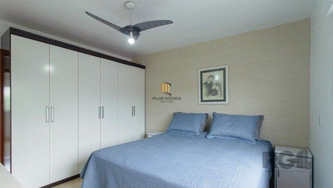 Excelente casa de 157m² com 3 dormitórios, 4 vagas e piscina.
