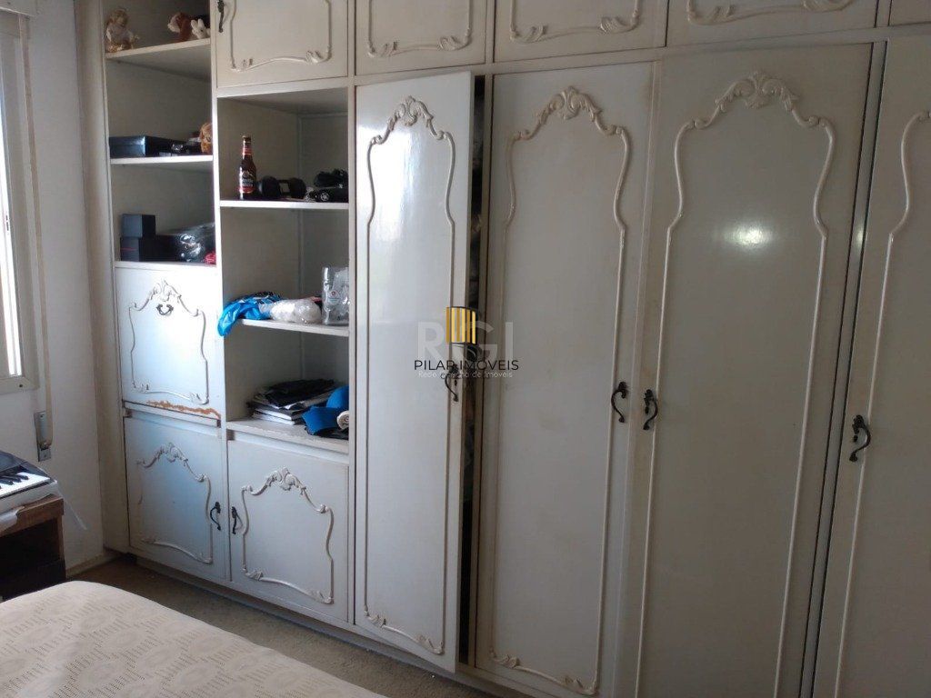 Cobertura para Venda - 237.88m², 3 dormitórios, sendo 1 suites, 2 vagas - Moinhos de Vento