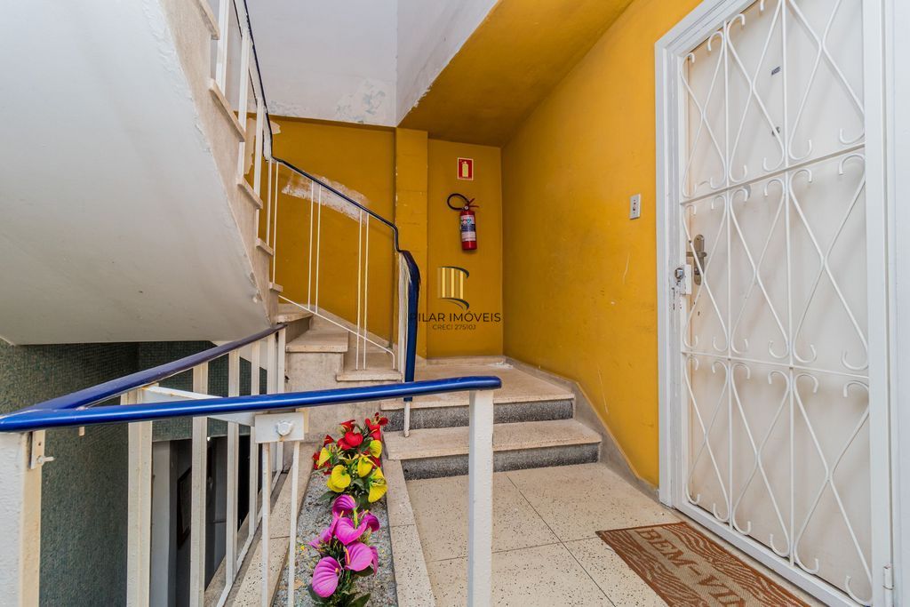 Apartamento 2 dorms à venda Rua São Carlos, Floresta - Porto Alegre