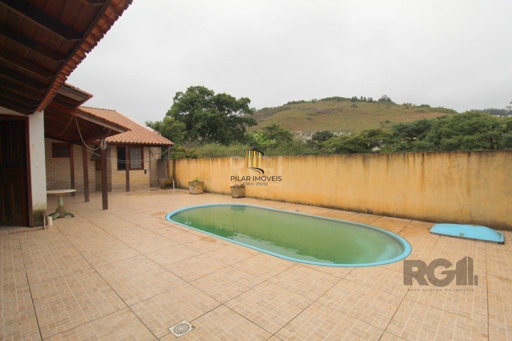 Casa 3 Dormitório(s) Bairro Teresópolis