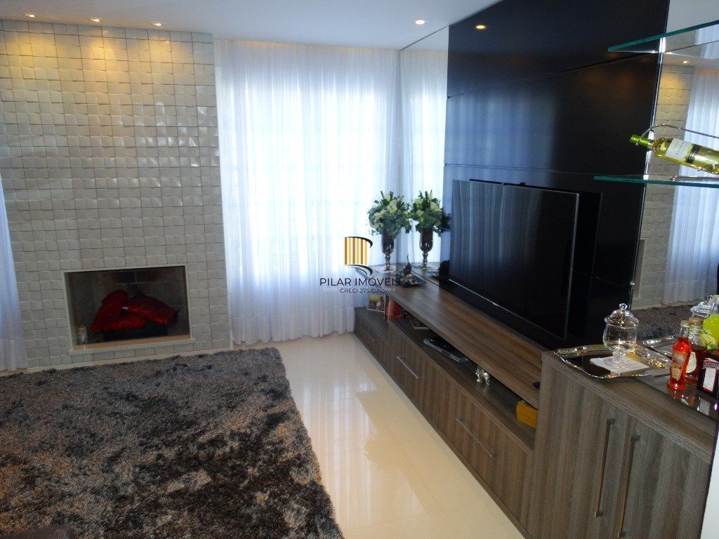 Casa para Venda - 244m², 3 dormitórios, sendo 1 suites, 2 vagas - Santa Tereza