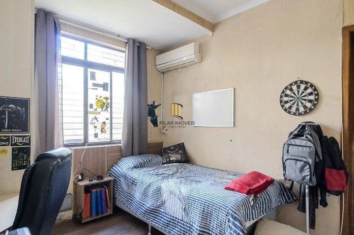 Casa 3 dormitórios no bairro Menino Deus