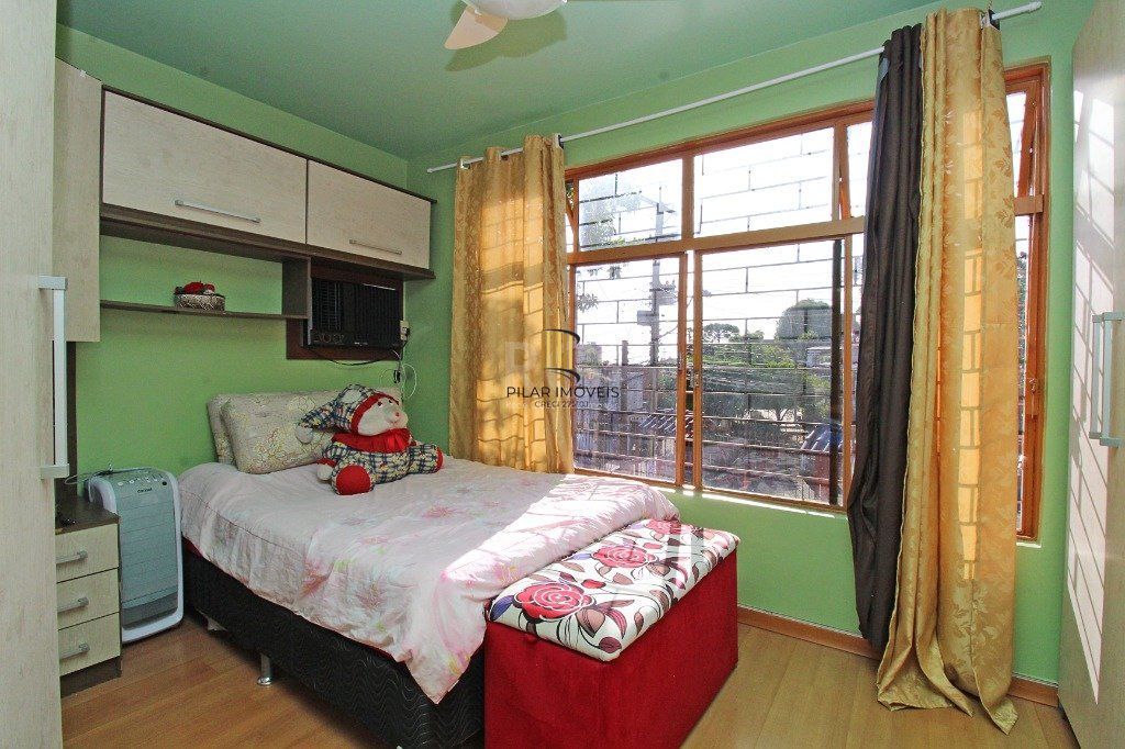 Casa para Venda - 280m², 4 dormitórios, sendo 1 suites, 4 vagas - Bom Jesus