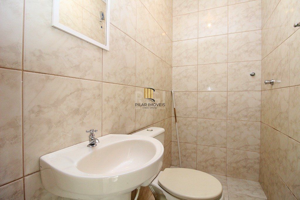 Casa para Venda - 280m², 4 dormitórios, sendo 1 suites, 4 vagas - Bom Jesus