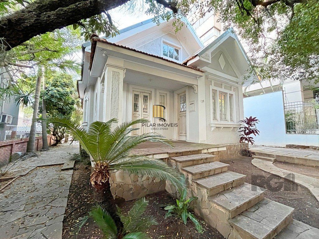Casa 2 dormitórios no bairro Petrópolis