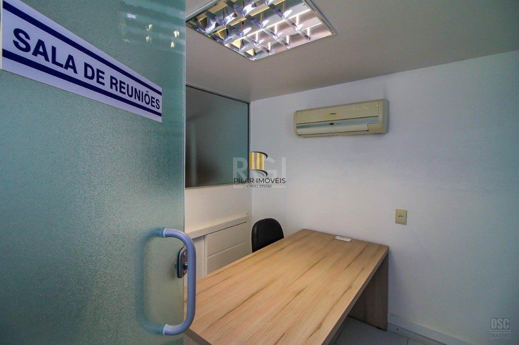 EXCELENTE PRÉDIO COMERCIAL LOCALIZADO NO BAIRRO GLÓRIA