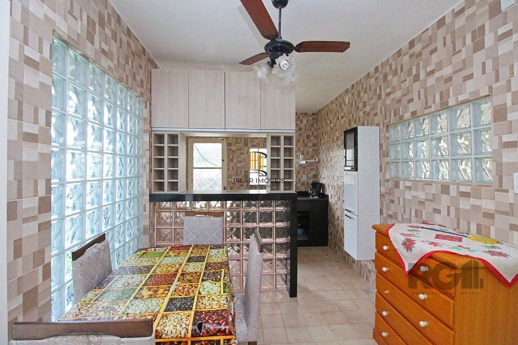 Casa 3 dormitórios no bairro Teresópolis