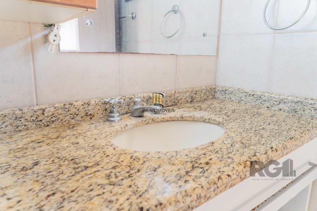 Casa de Condomínio 3 dormitórios no bairro Teresópolis