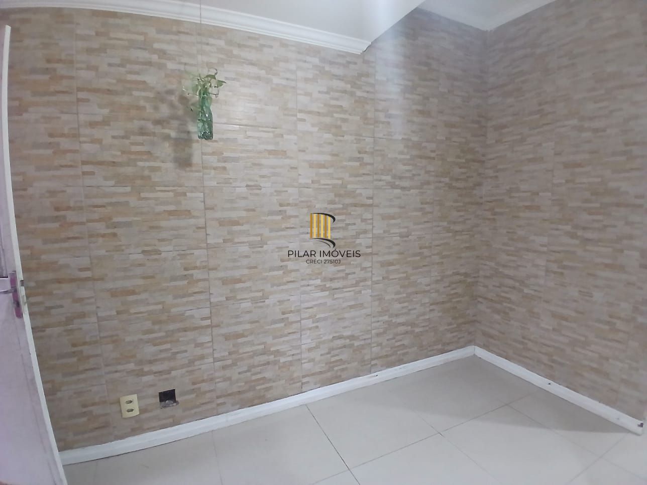 Apartamento garden de 02 dormitórios no bairro Petropolis-Porto Alegre/RS