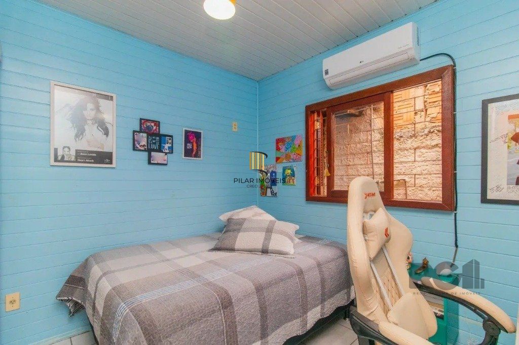 Casa com 3 dormitórios no bairro Partenon