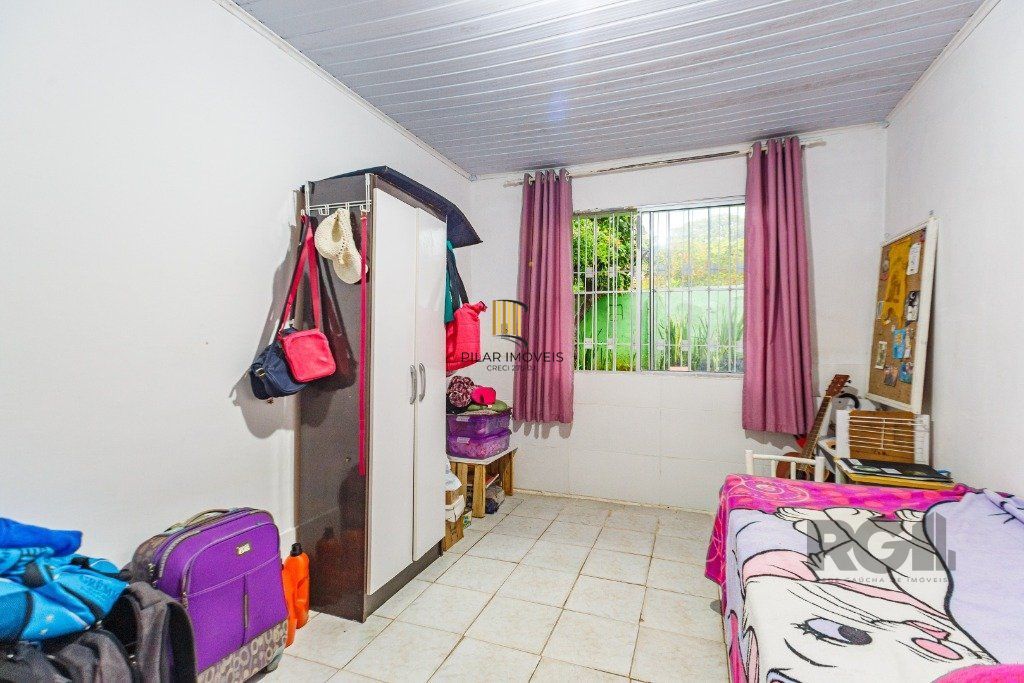 Casa de 4 Dormitório(s) Bairro Nonoai - Porto Alegre