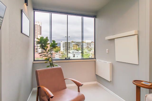 Apartamento de 2 dormitórios à venda no Bairro Partenon, Porto Alegre.
