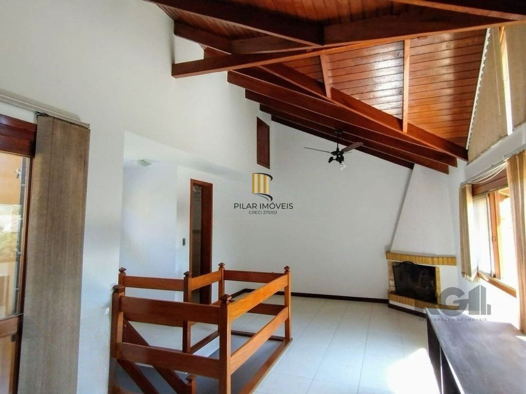 Casa de 3 dormitórios no bairro Ipanema - Porto Alegre