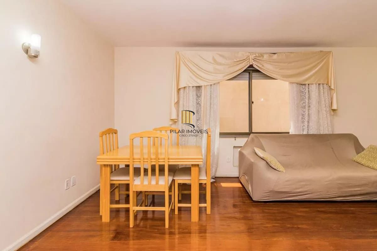 Apartamento de 2 dormitórios no bairro Medianeira