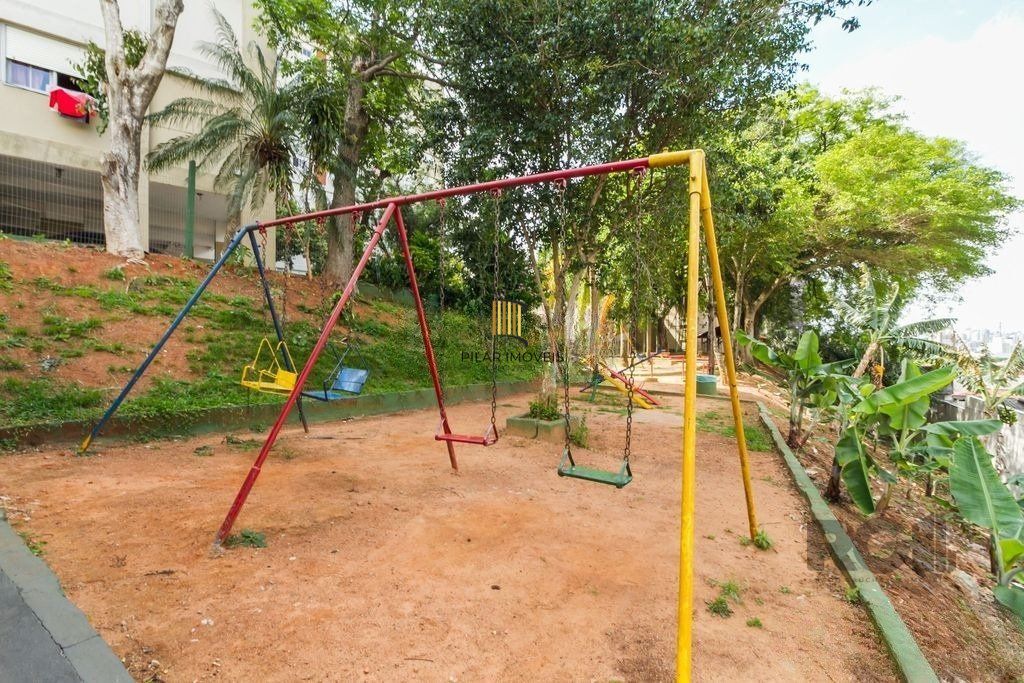 apartamento de 2 dormitórios no bairro Santo Antônio