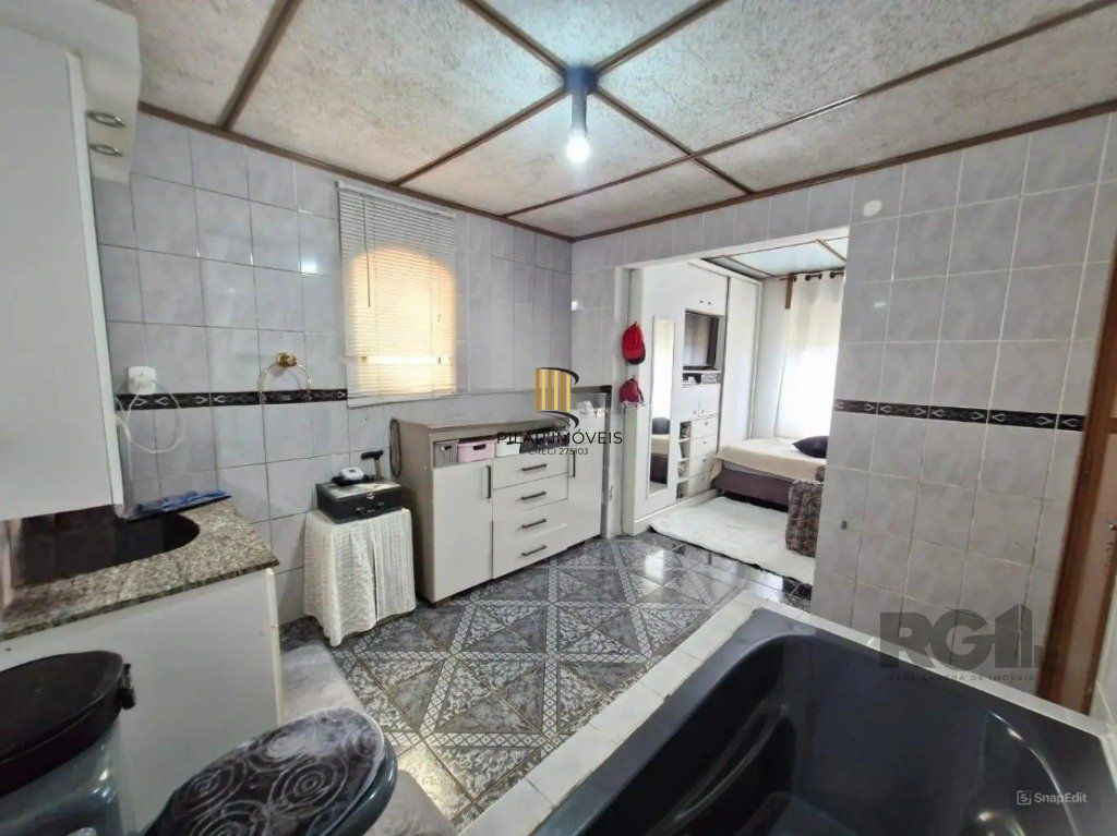 Casa com 4 dormitórios  no bairro Jardim Leopoldina