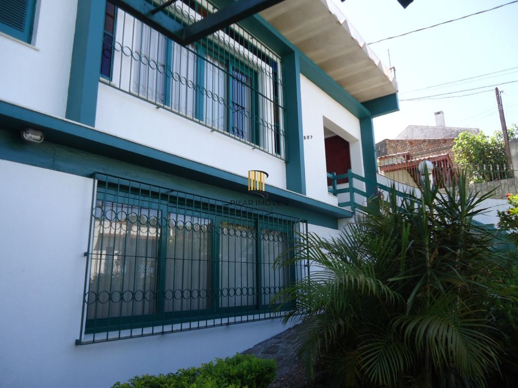 Casa para Venda - 750m², 4 dormitórios, sendo 2 suites, 5 vagas - Santa Tereza