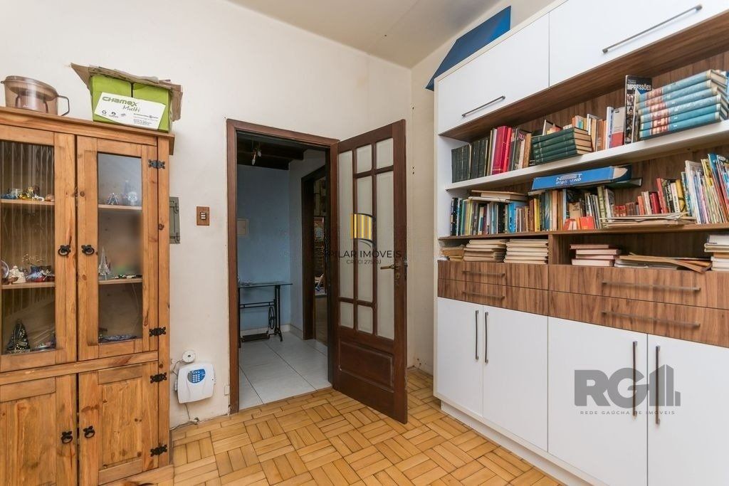 Excelente casa de 150m² com 3 dormitórios e 2 vagas.