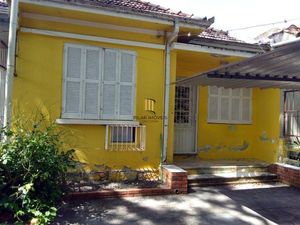 Casa com 3 quartos, 1 vaga e 110m² Travessa  Ouvidor - Santo Antônio, Porto Alegre - Pilar Imóveis