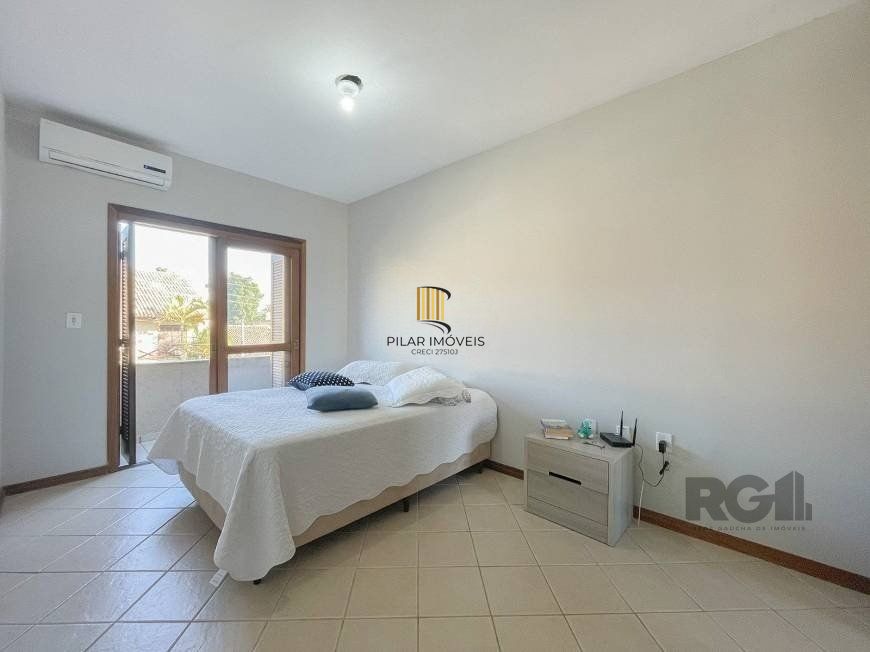 Excelente casa de 121m² com 3 dormitórios e 2 vagas.