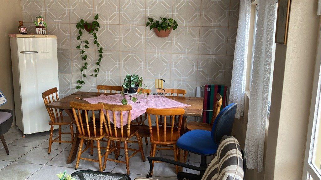 Casa para Venda - 190m², 3 dormitórios, 1 vaga - Teresópolis