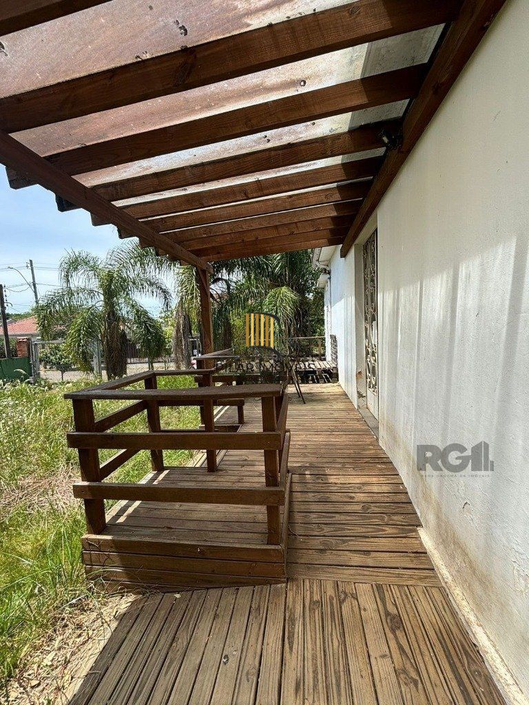 Casa com 3 quartos, 4 vagas e 120m² no bairro Vila Assução