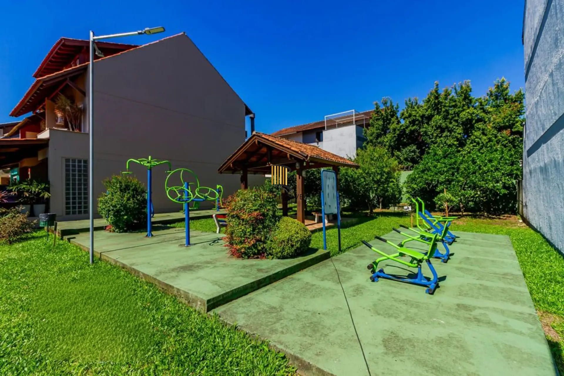 Casa em Condomínio de 3 dormitórios, no Bairro Ipanema