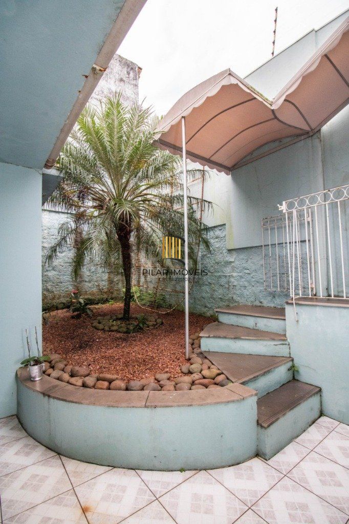 Casa para Venda - 169m², 3 dormitórios, sendo 1 suites, 4 vagas - Ipanema