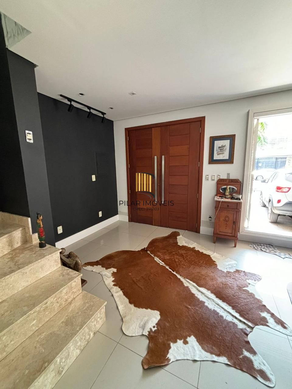 Sobrado 4 dormitórios no Menino Deus