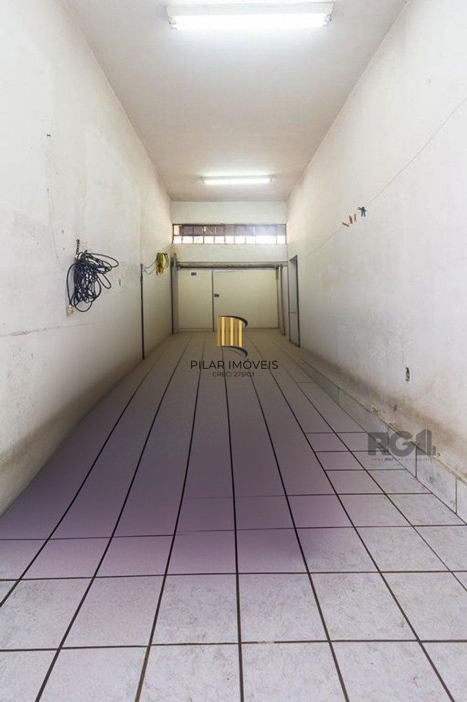 Casa 3 dormitórios no bairro Glória