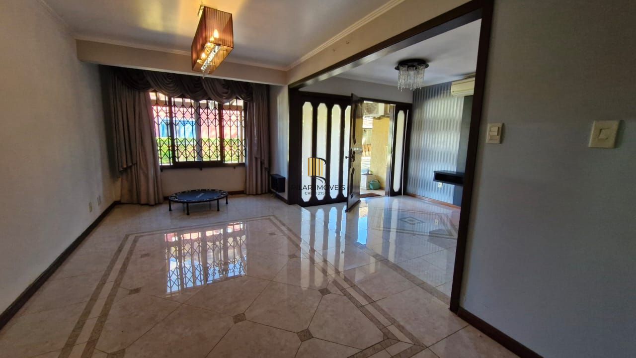 Casa em Condominio Fechado bairro Ipanema