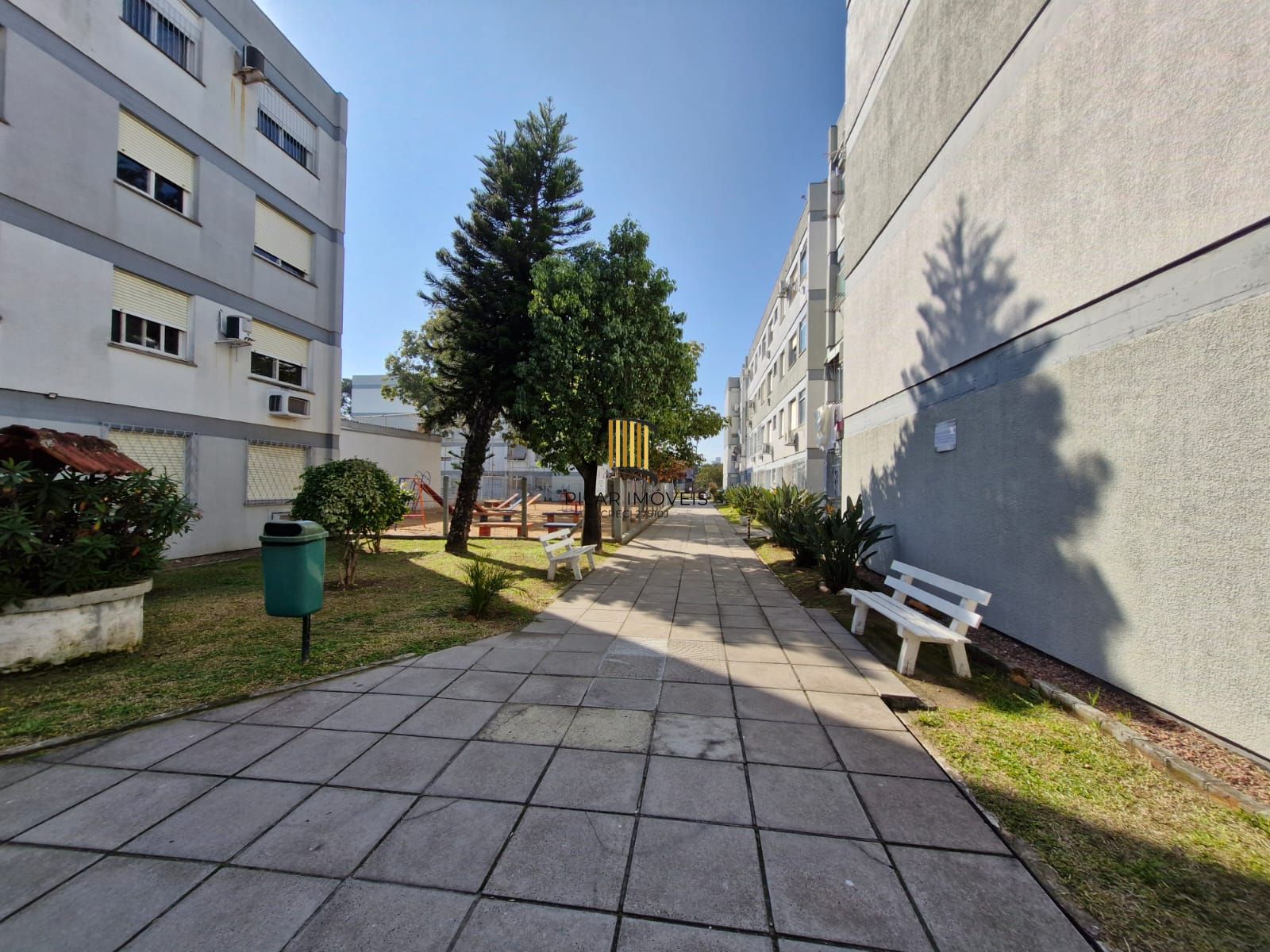 Apartamento 3 dormitórios na rua Corronel Massot, Cristal.