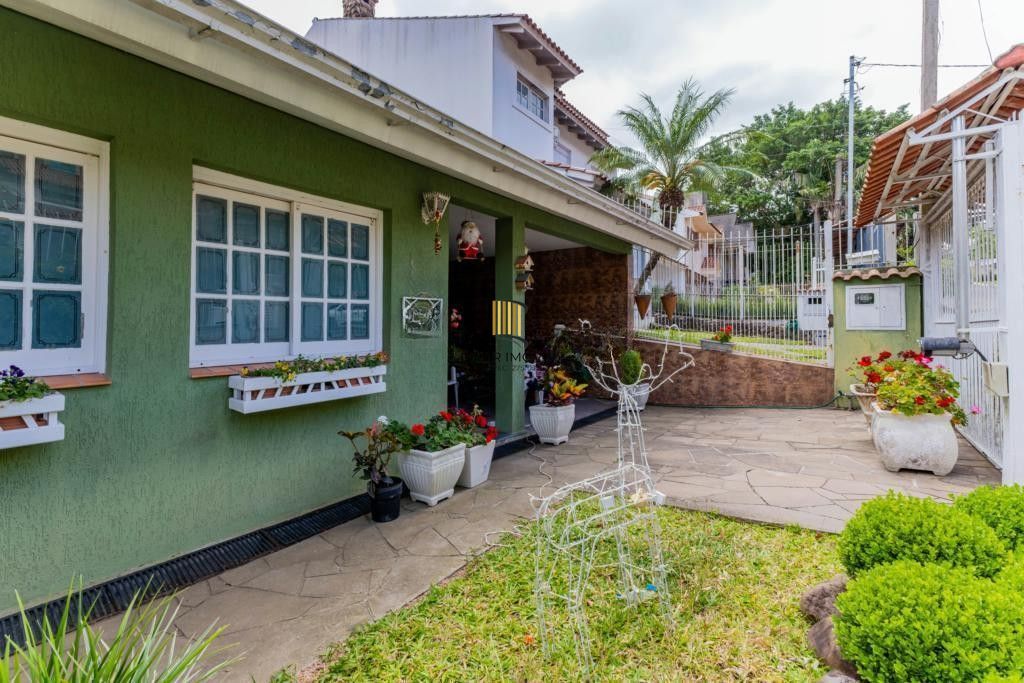 Casa 3 dormitórios no bairro Bela Vista