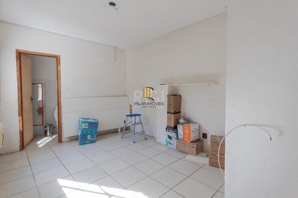 Casa 4 Dormitório(s) Bairro Glória