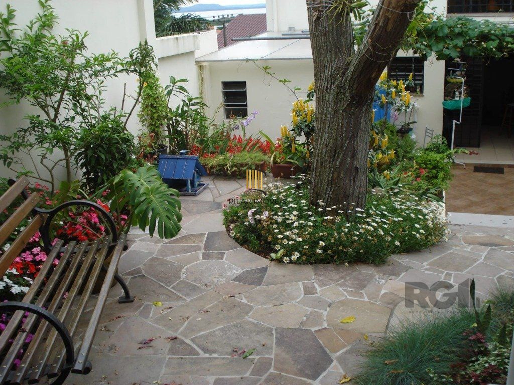Casa 3 dormitórios no bairro Ipanema