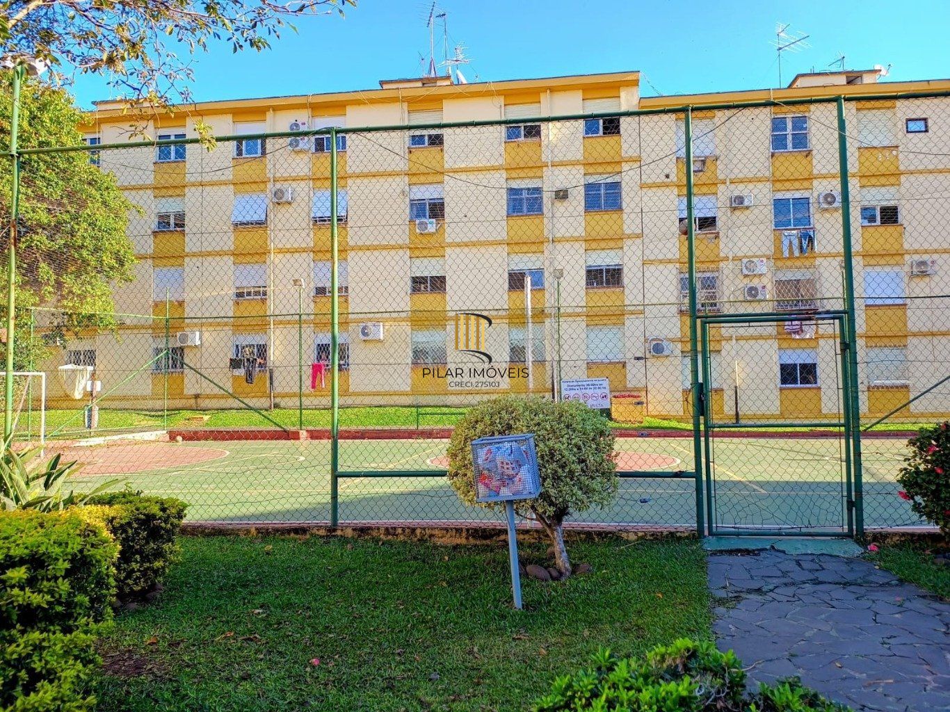 Apartamento à venda com 3 quartos 63 m²