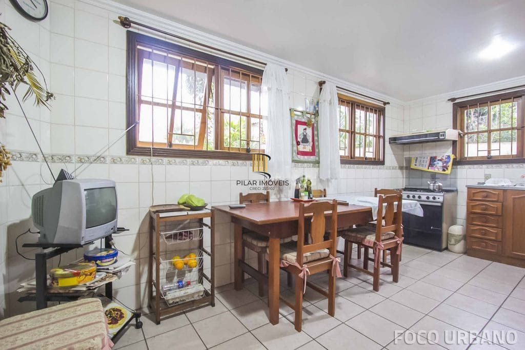 Casa 3 dormitórios à venda no Bairro Parque Santa Fé - Porto Alegre