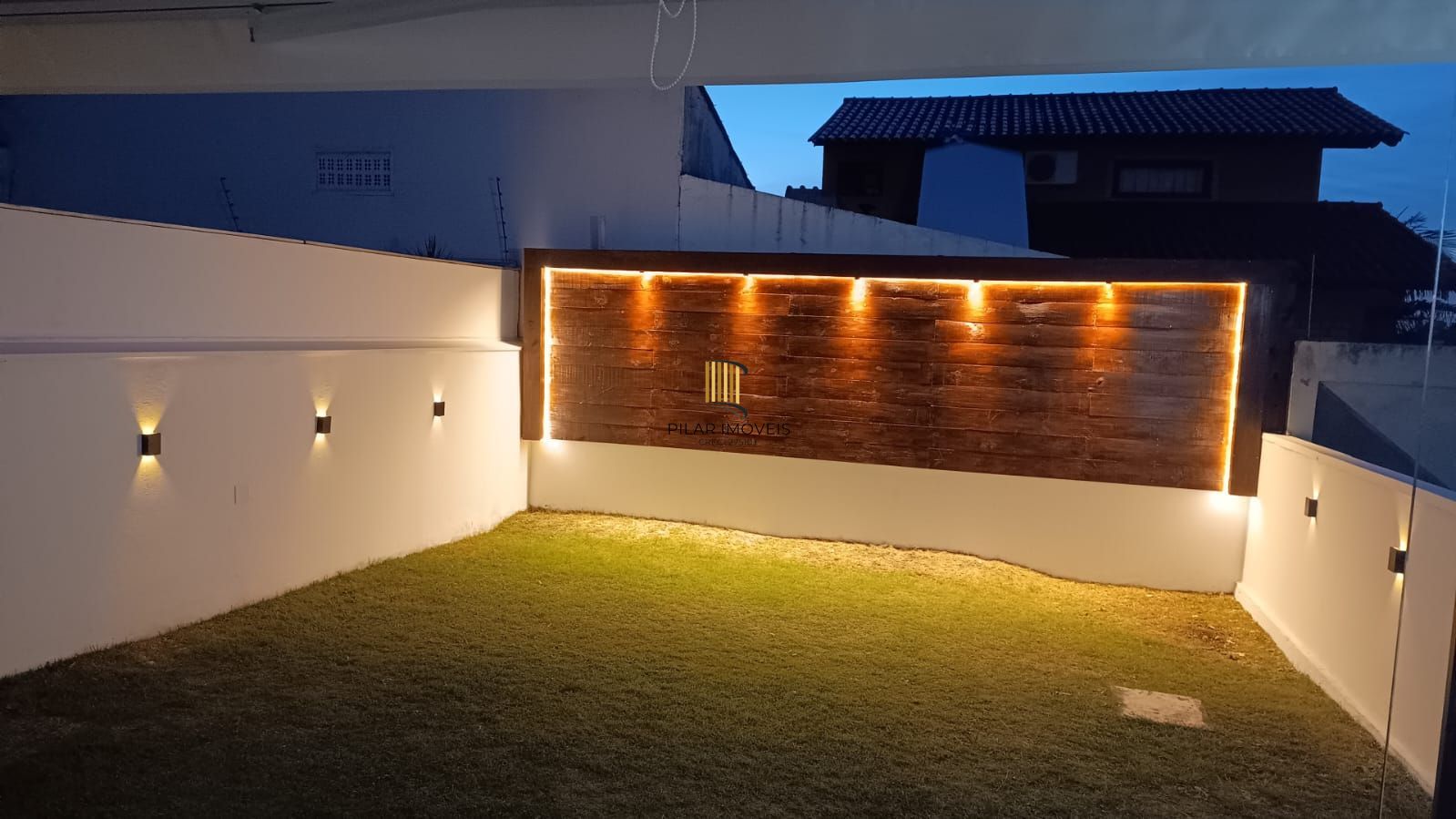 Casa de Condomínio 3 dormitórios no bairro Vila Nova