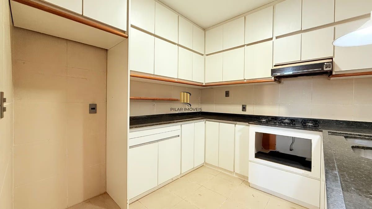 Apartamento de 3 dormitórios à venda em Independência, Porto Alegre