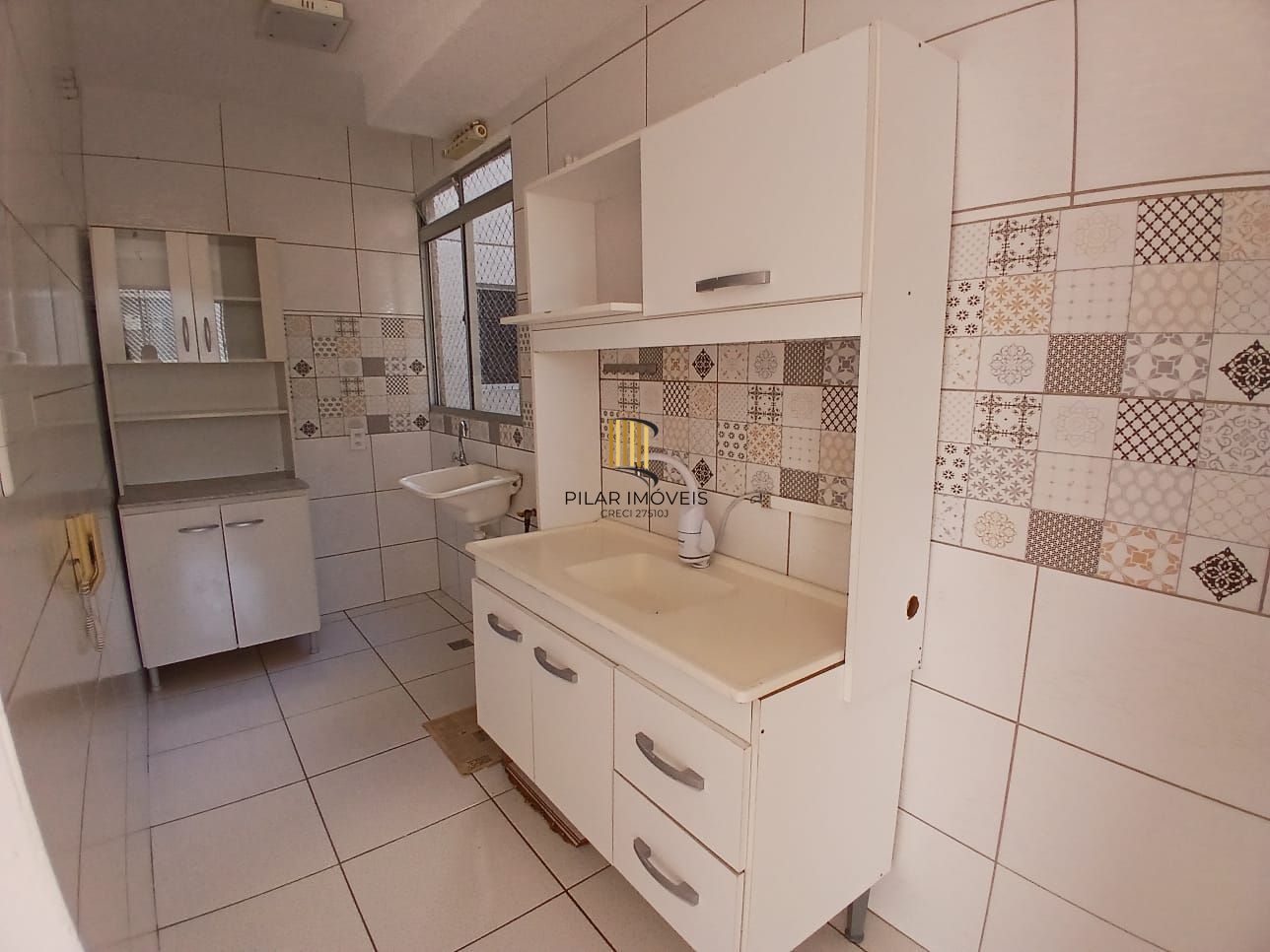 Apartamento 2 dormitórios I 1 vaga de garagem I Bairro Cavalhada