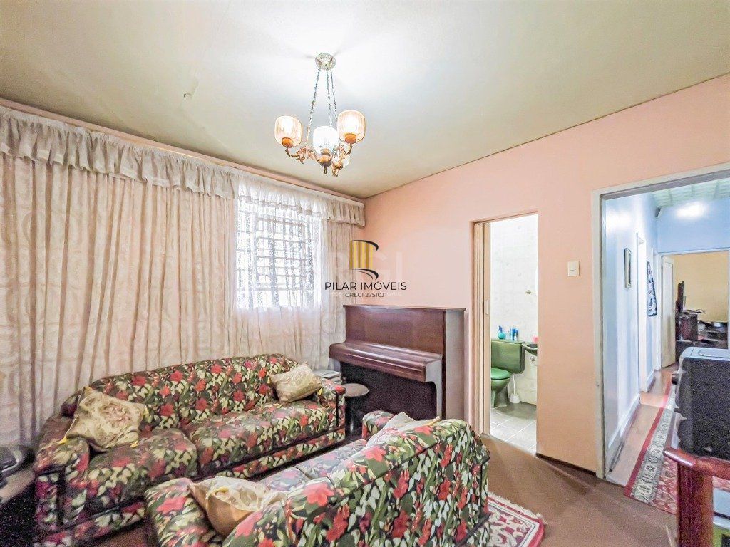Casa para Venda - 212m², 3 dormitórios, 3 vagas - Azenha