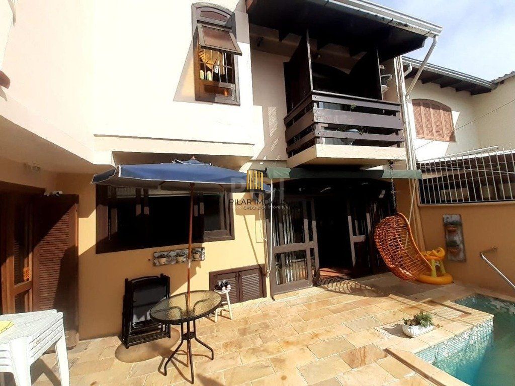 Casa para Venda - 260m², 4 dormitórios, sendo 1 suites, 4 vagas - Nonoai