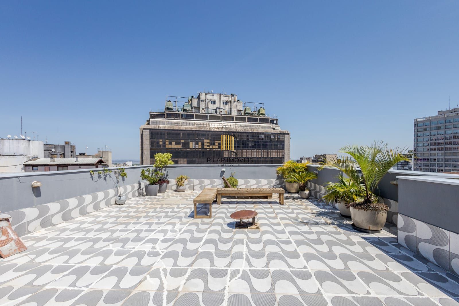 Apartamento de 80 m²semi mobiliado, 3 dormitórios e 1 suíte no Centro Histórico