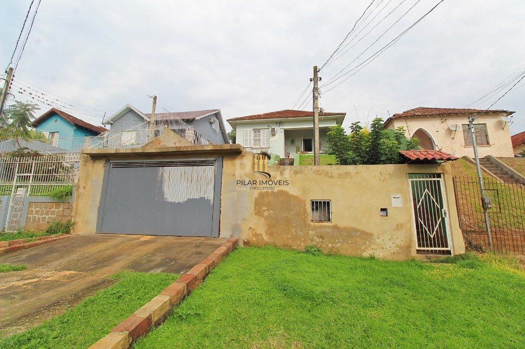 Casa para Venda - 264m², 3 dormitórios, 2 vagas - Santa Tereza