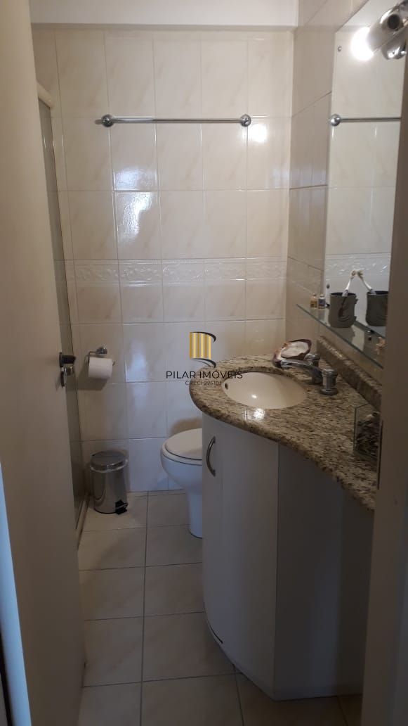 Apartamento para venda de 3 dormitórios, no bairro Teresópolis em Porto Alegre/RS.