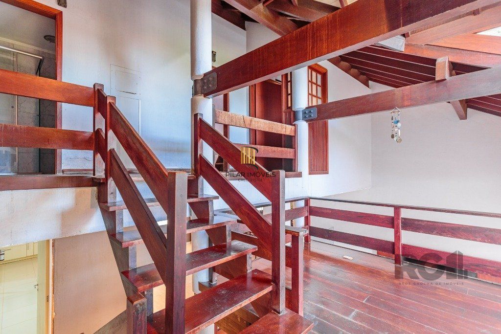 Casa 3 dormitórios no bairro Nonoai